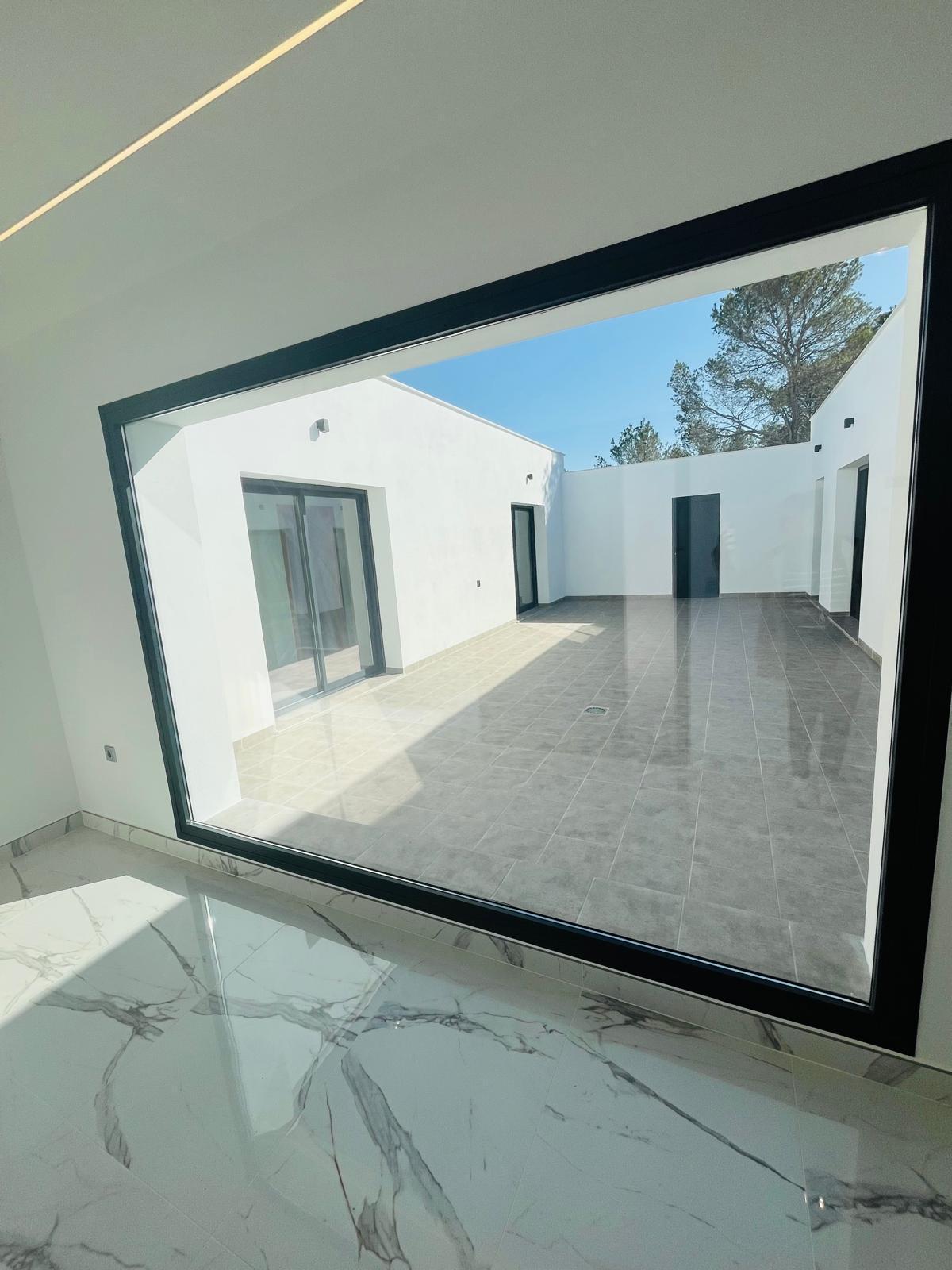Köp av nytt arbete i Lorca
