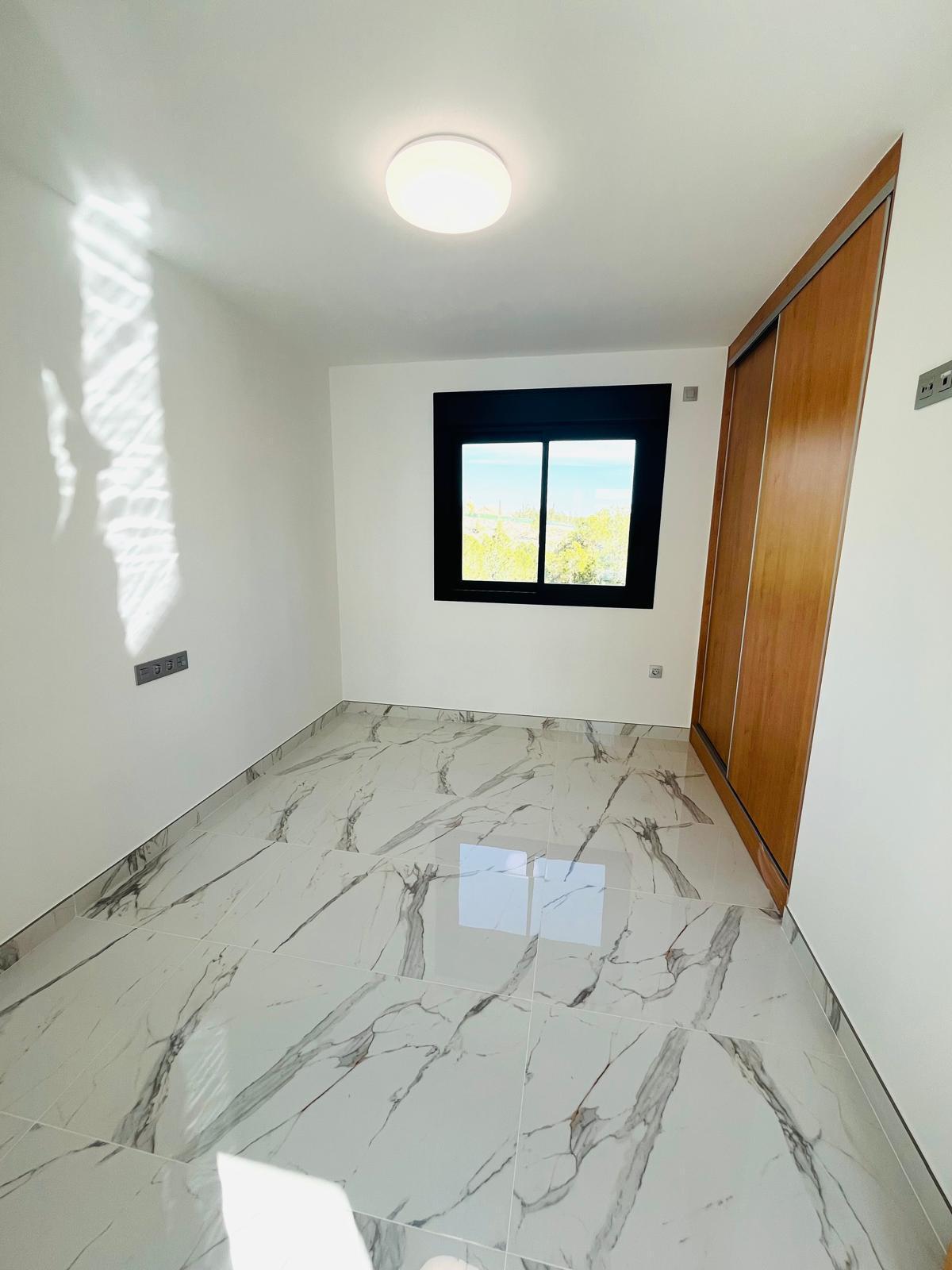 Köp av nytt arbete i Lorca
