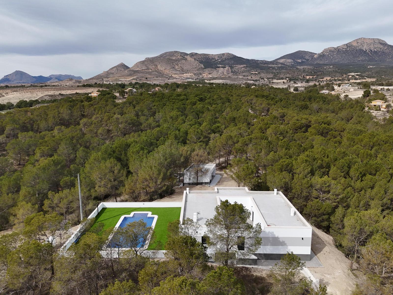 Köp av nytt arbete i Lorca