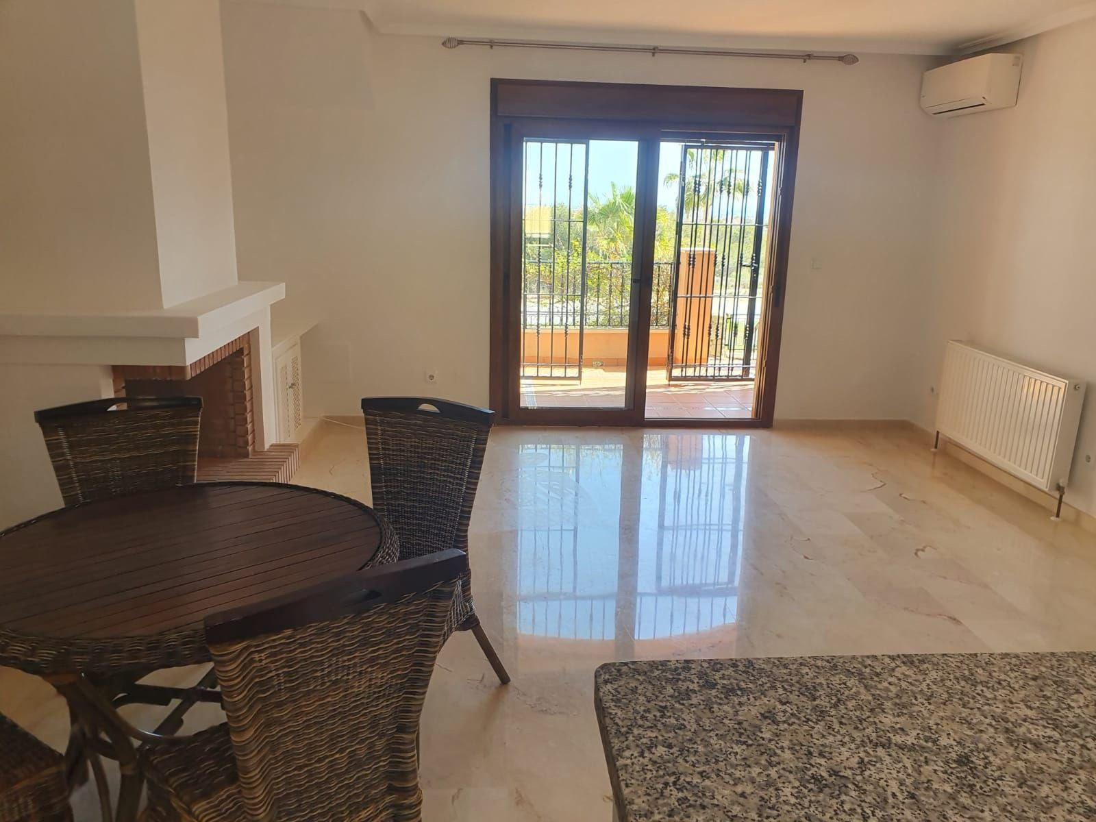 For sale of chalet in Algorfa