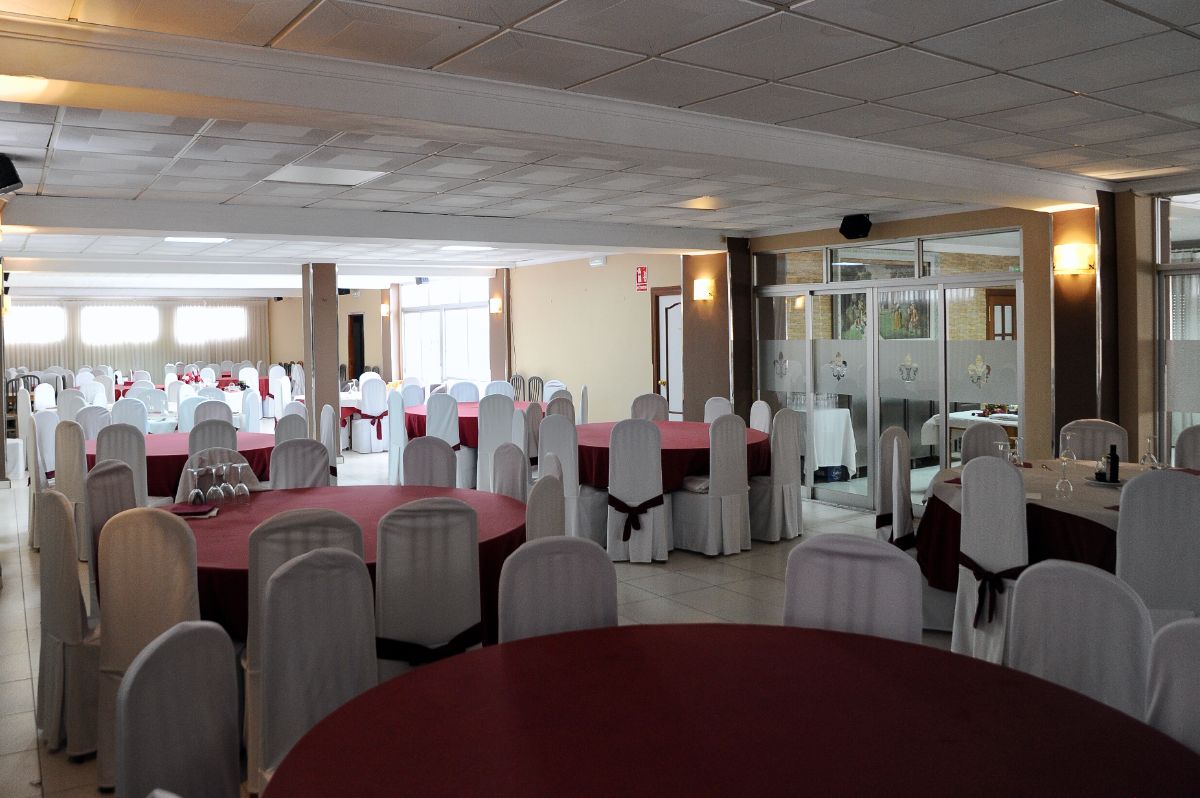 For sale of hotel in Vélez-Rubio