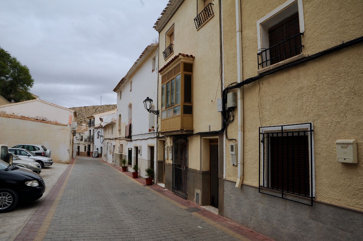 For sale of house in Vélez-Blanco