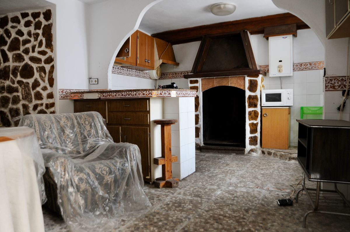 For sale of house in Vélez-Blanco
