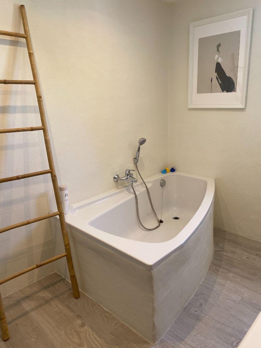 For sale of hotel in Oria