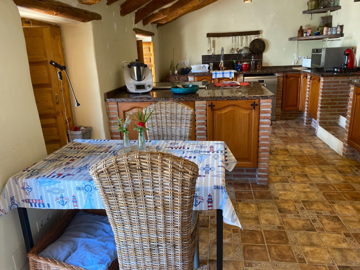 For sale of hotel in Oria