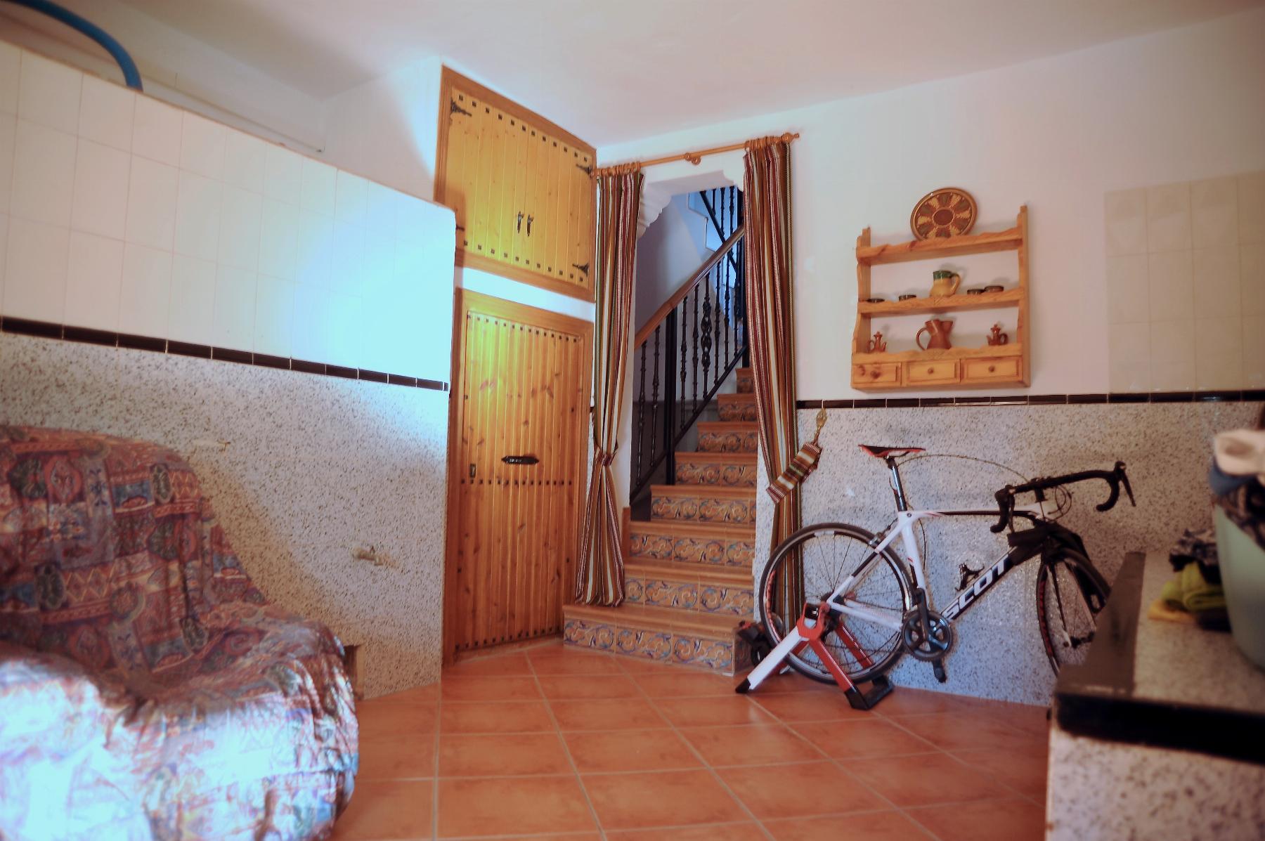 For sale of house in Vélez-Rubio
