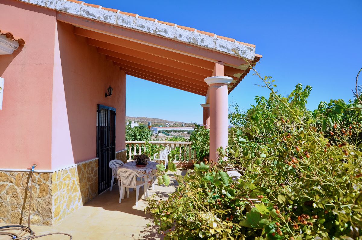 Venta de villa en Huércal-Overa