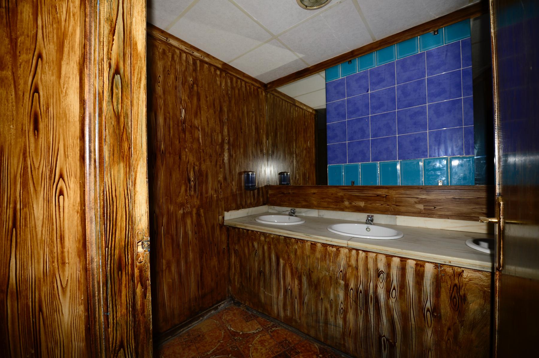 For sale of commercial in Vélez-Rubio