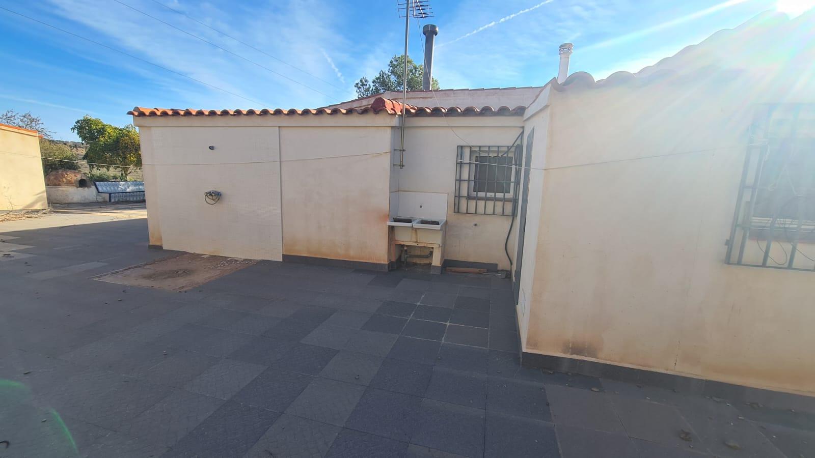 For sale of bungalow in Vélez-Rubio