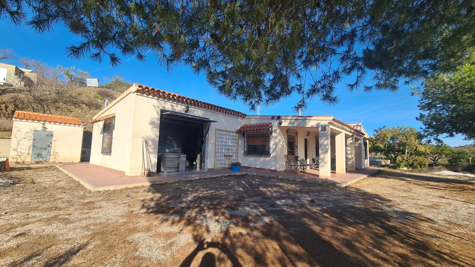 For sale of bungalow in Vélez-Rubio