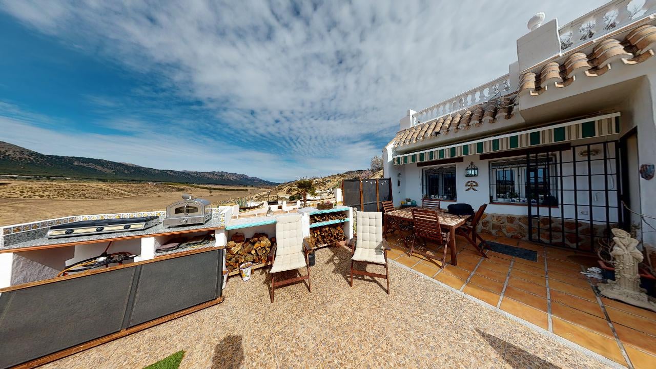 For sale of house in Huéscar