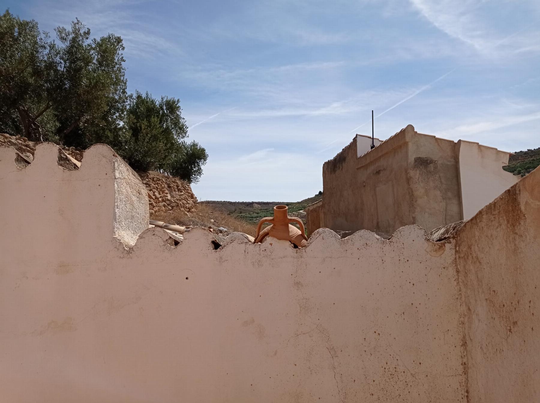 For sale of house in Hinojares