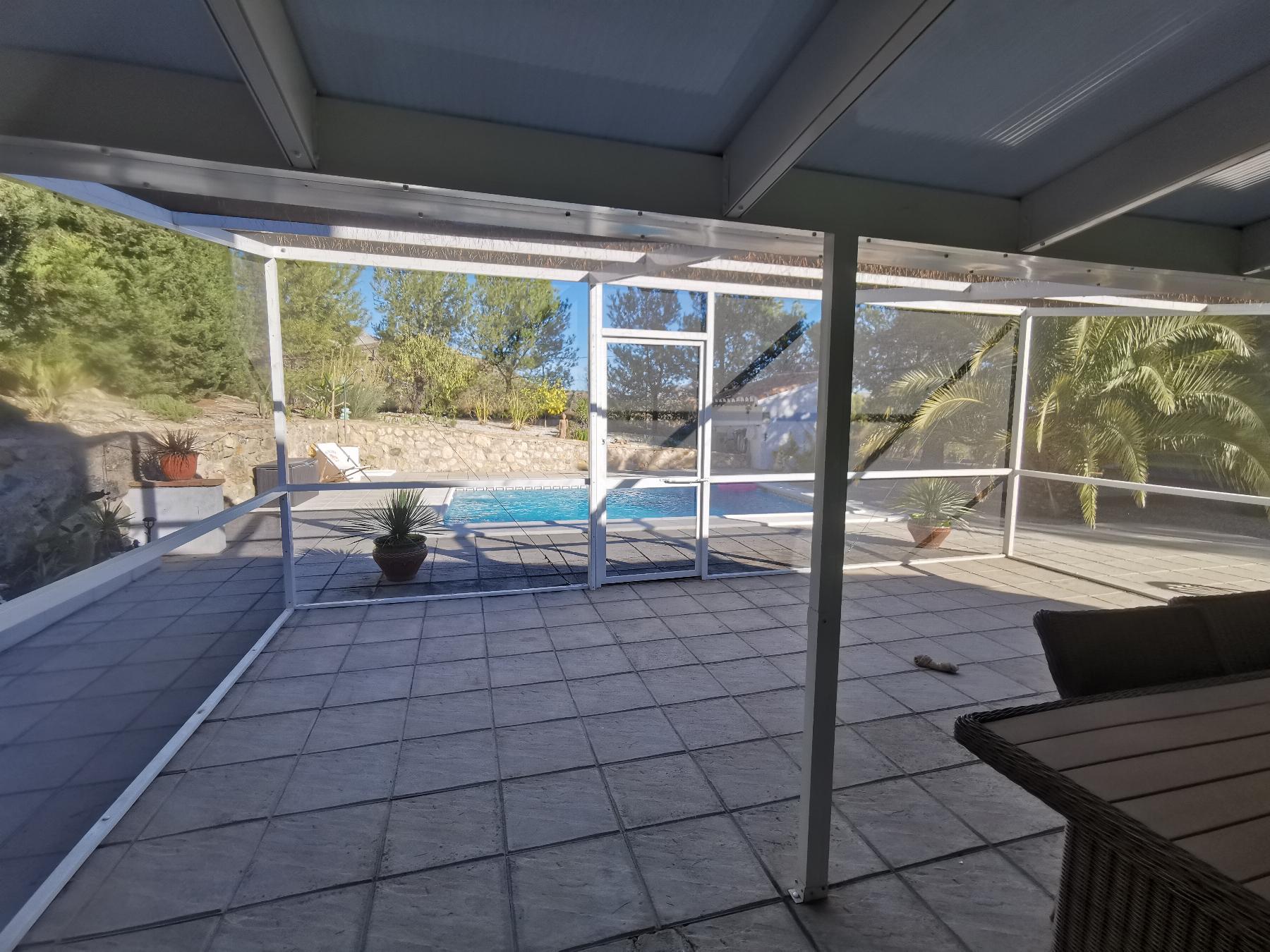 For sale of house in Vélez-Rubio