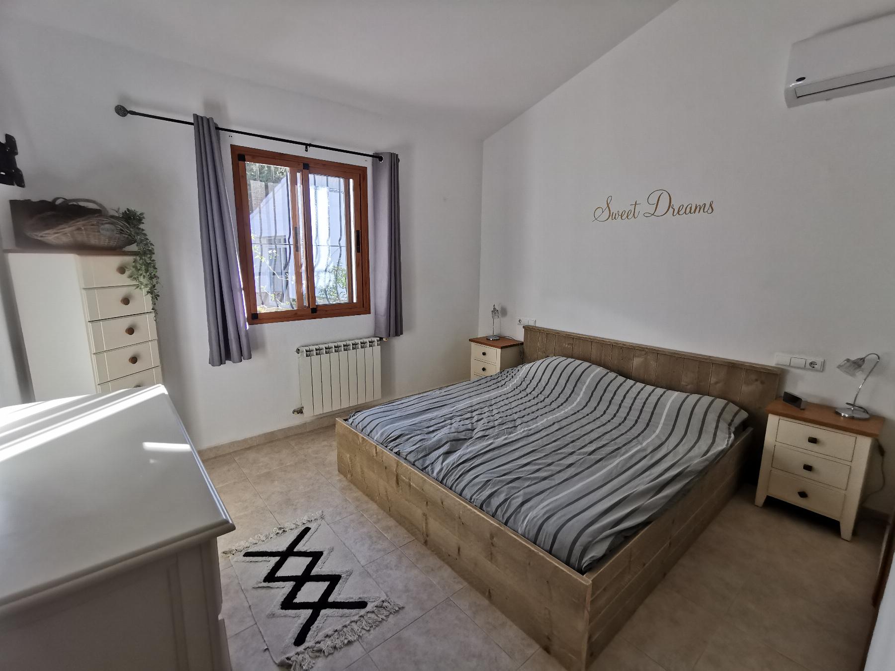 For sale of house in Vélez-Rubio