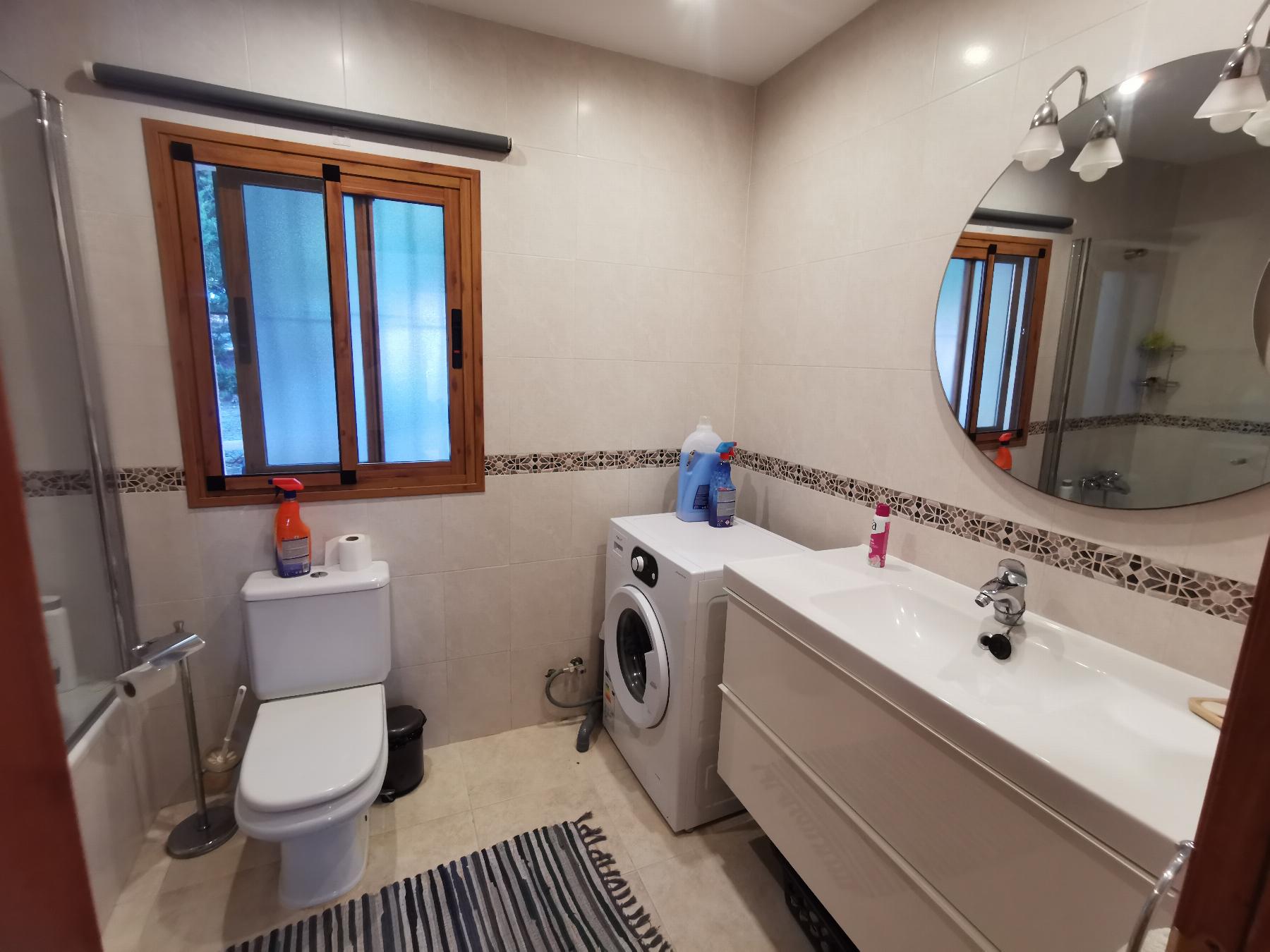 For sale of house in Vélez-Rubio