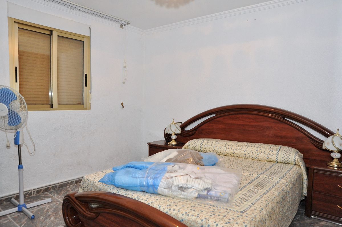 For sale of house in Vélez-Blanco
