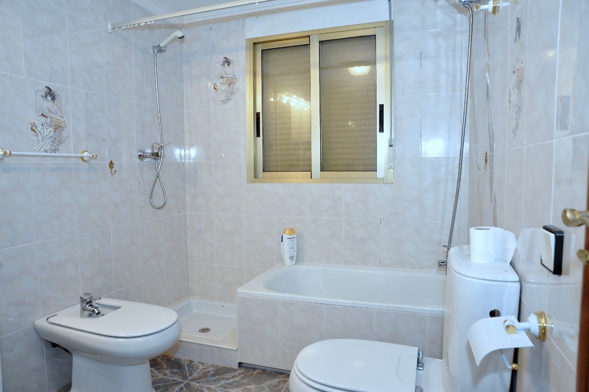 For sale of house in Vélez-Blanco