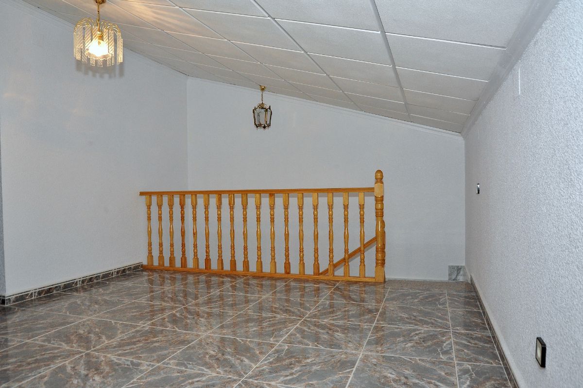 For sale of house in Vélez-Blanco