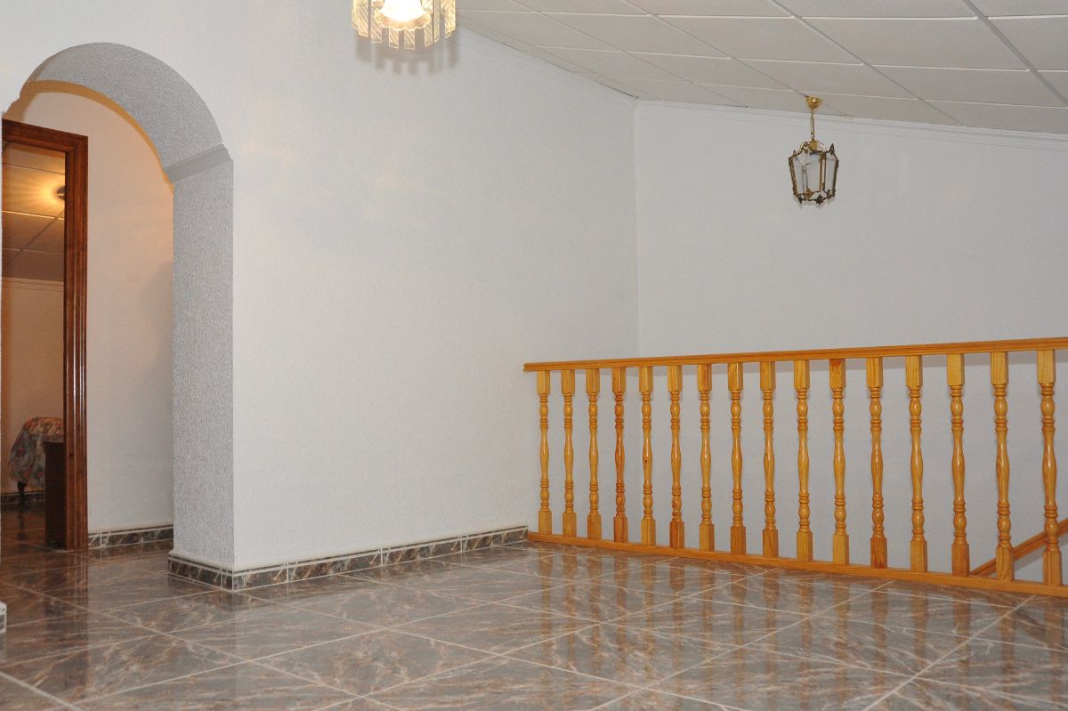 For sale of house in Vélez-Blanco