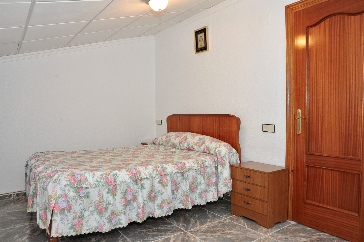 For sale of house in Vélez-Blanco