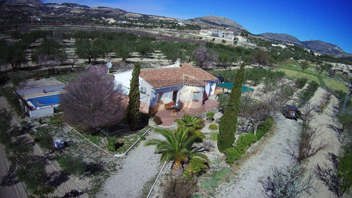For sale of villa in Vélez-Blanco