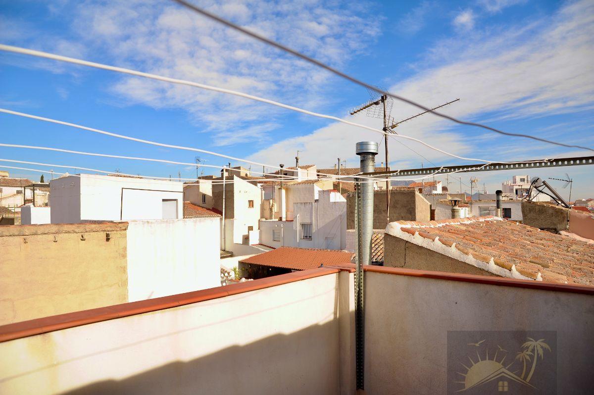 For sale of house in Vélez-Rubio