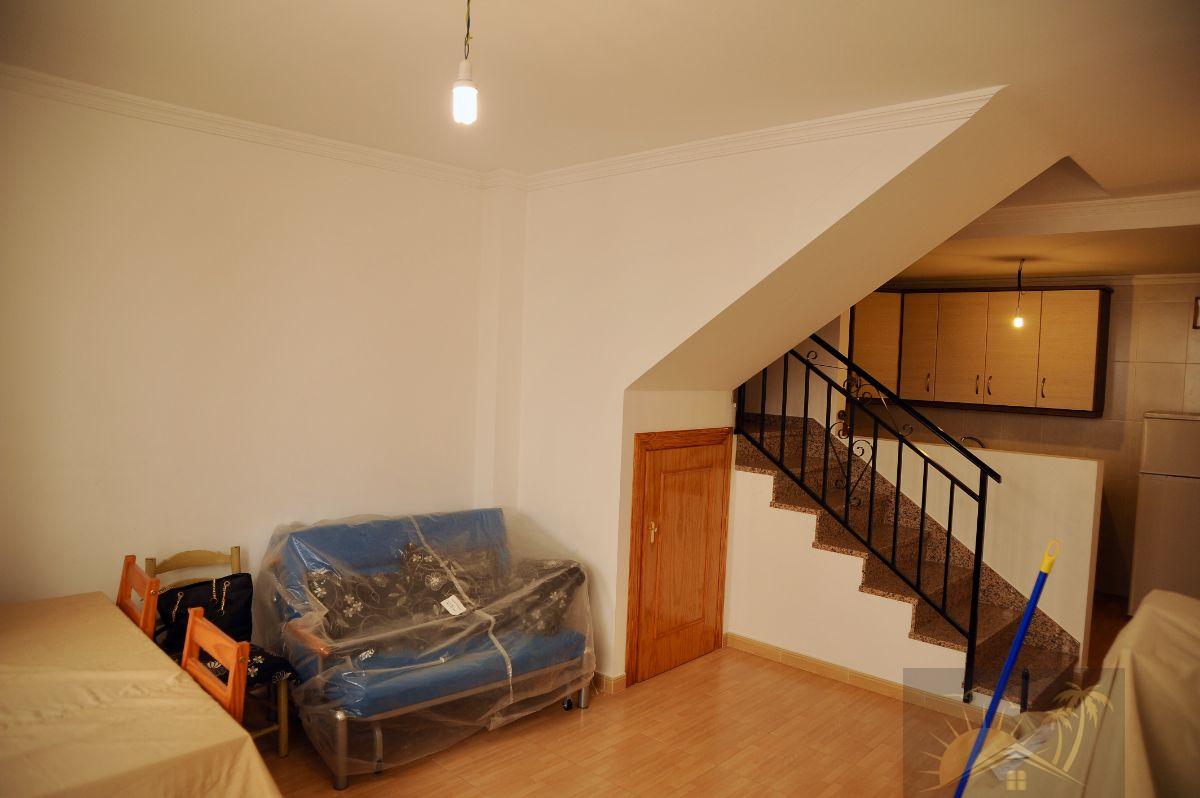 For sale of house in Vélez-Rubio