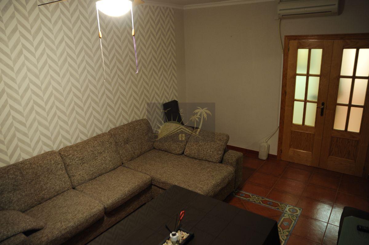 For sale of flat in Vélez-Rubio