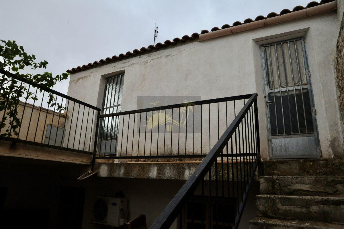 For sale of house in Vélez-Blanco