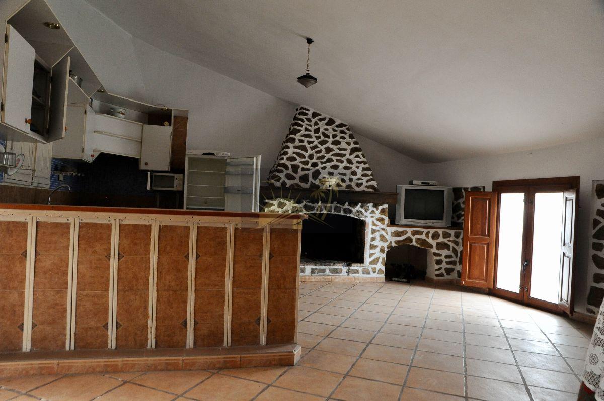 For sale of house in Vélez-Blanco