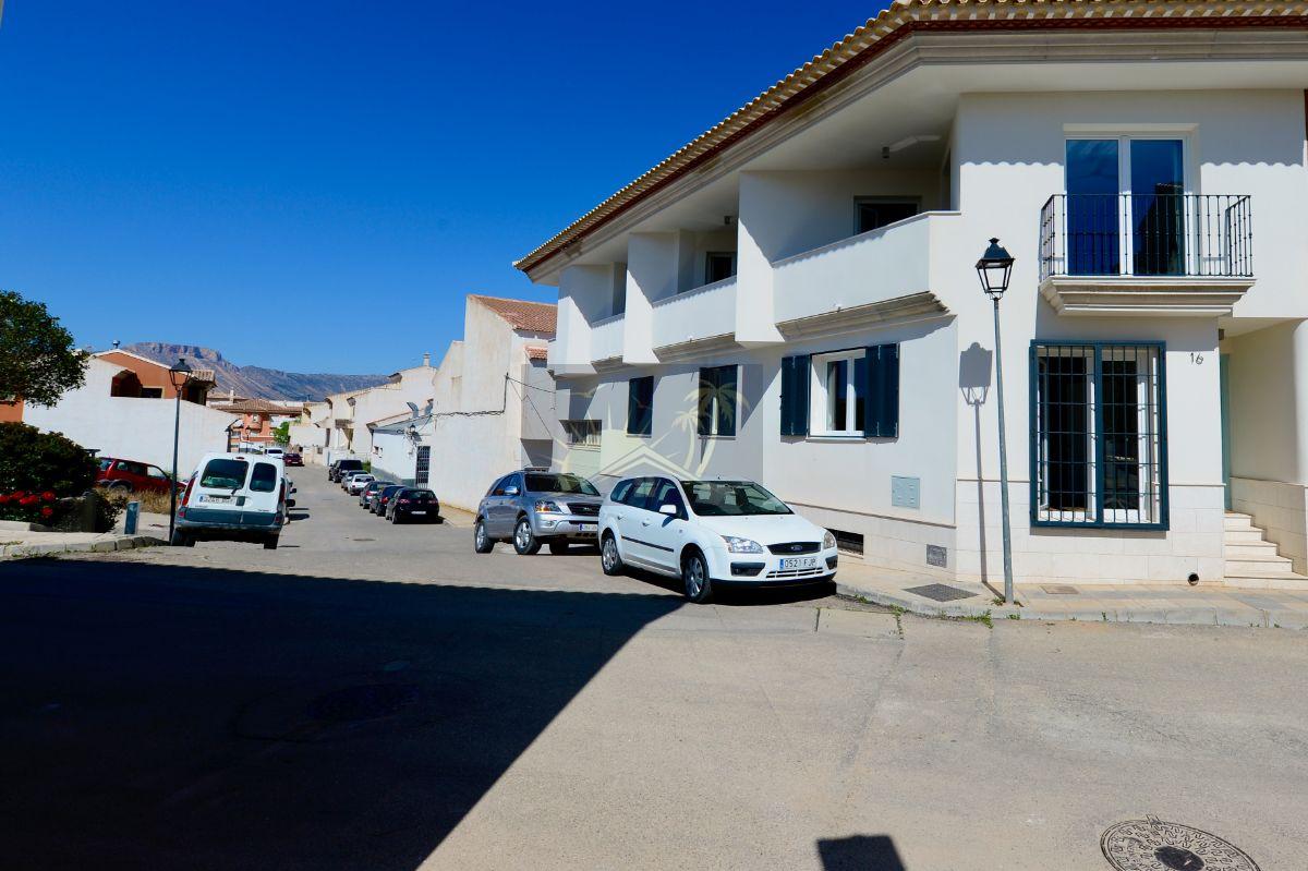 For sale of house in Vélez-Rubio