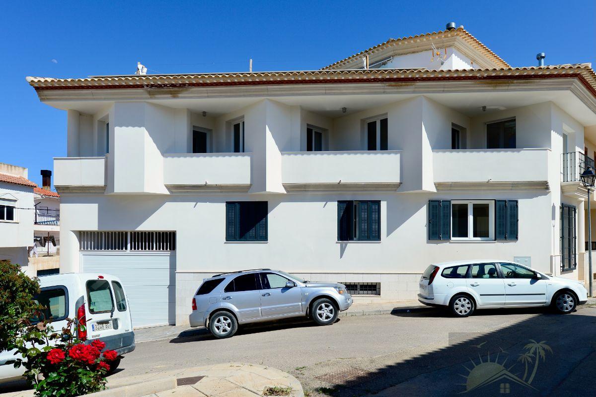 For sale of house in Vélez-Rubio