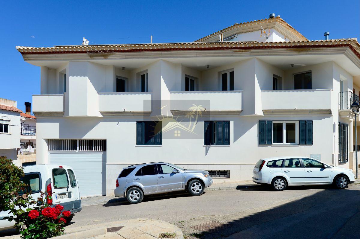 For sale of house in Vélez-Rubio