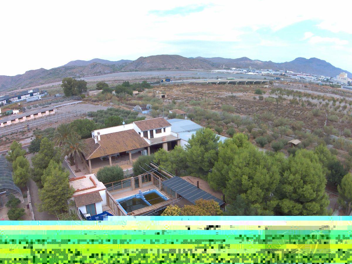 For sale of villa in Abanilla