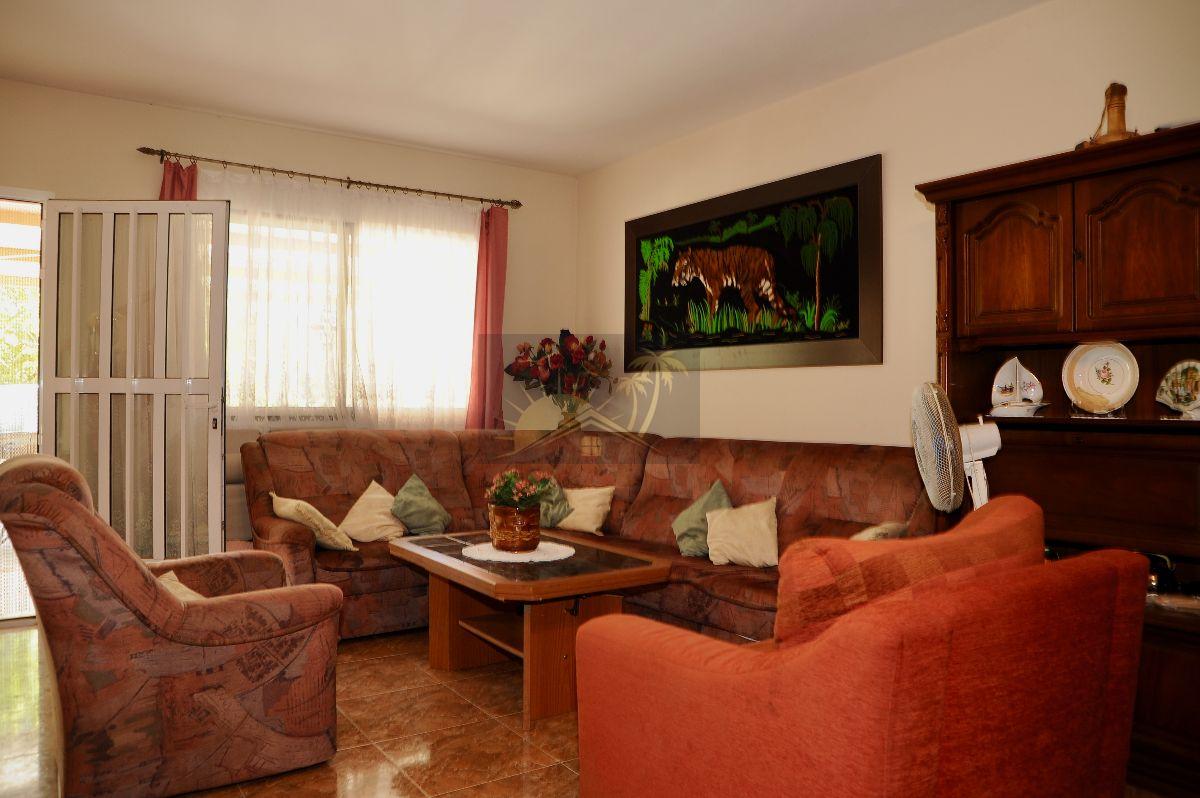 For sale of villa in Huércal-Overa