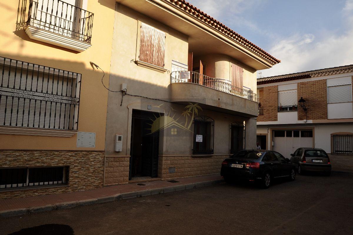 For sale of house in Vélez-Rubio