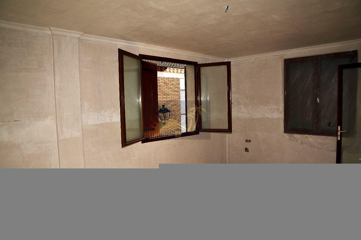 For sale of house in Vélez-Rubio