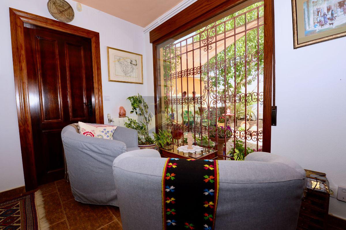 For sale of villa in Cúllar