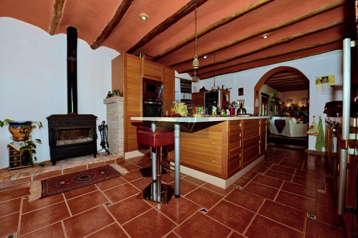 For sale of villa in Cúllar