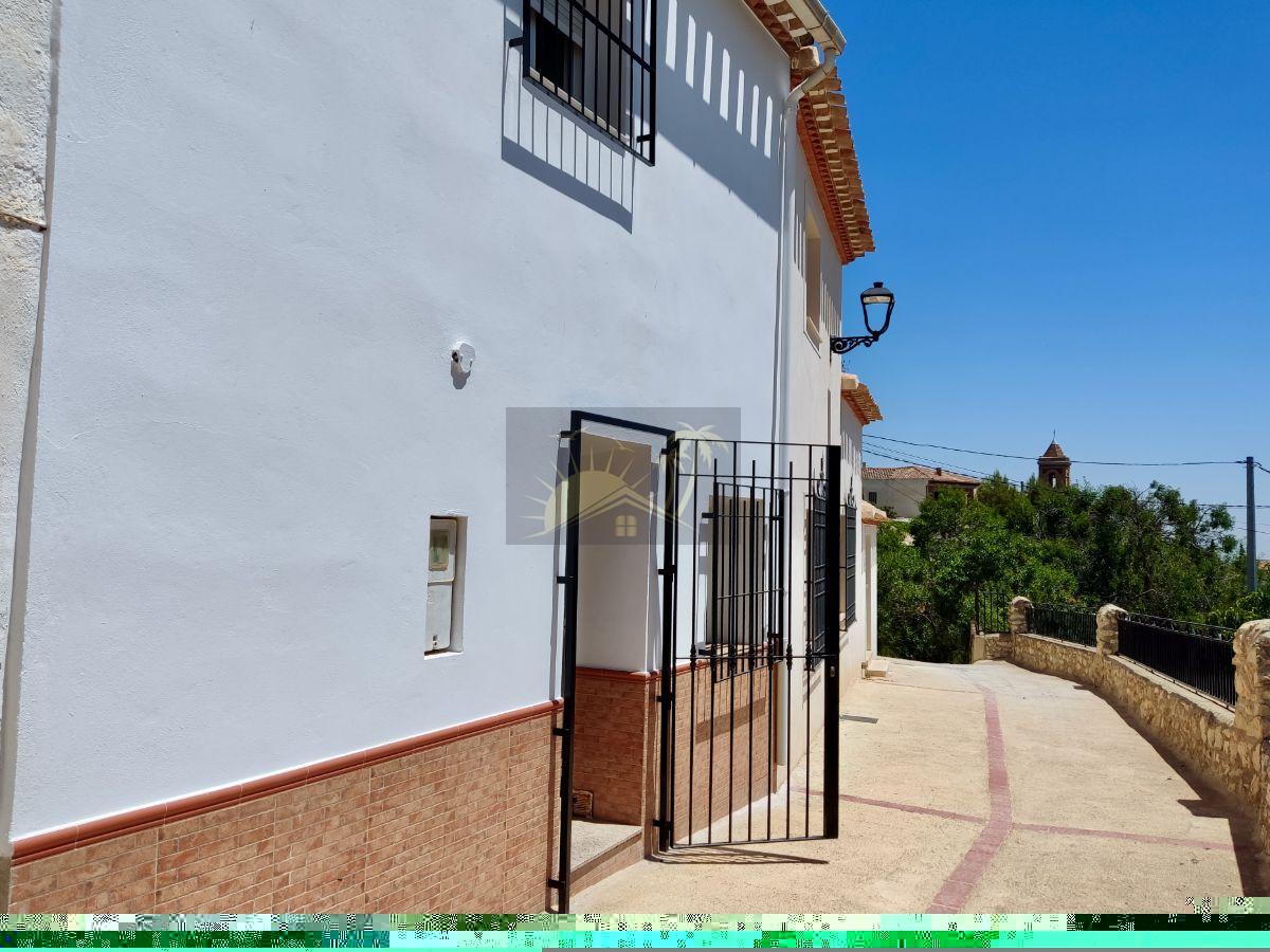 For sale of house in Vélez-Blanco