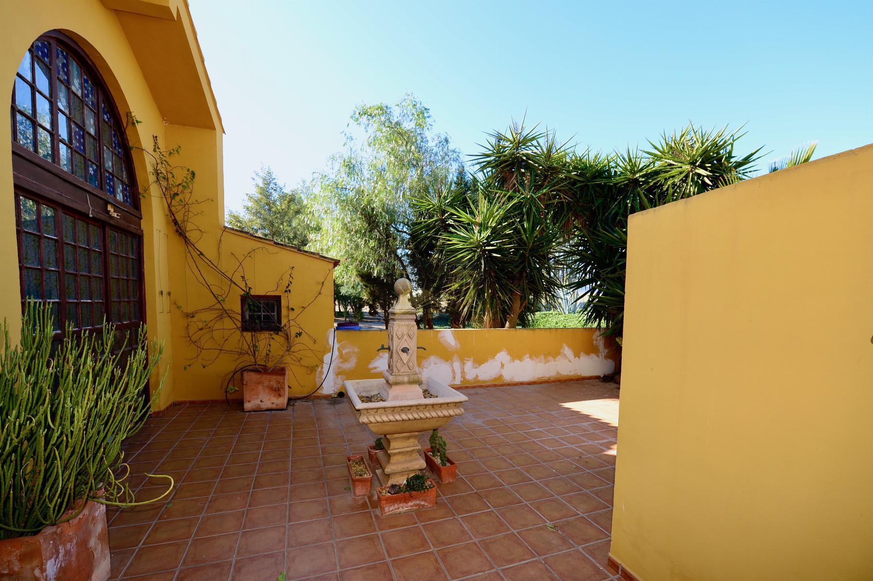 For sale of masia in Lorca