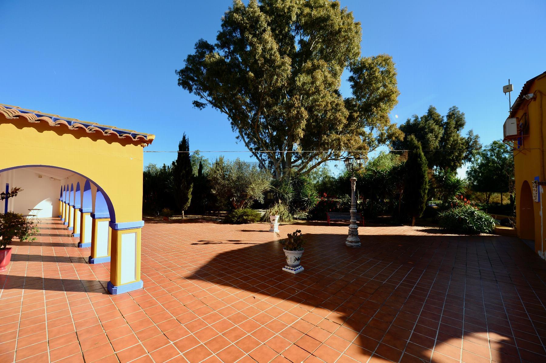 For sale of masia in Lorca