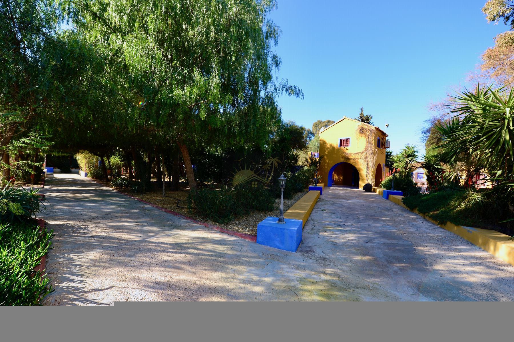 For sale of masia in Lorca
