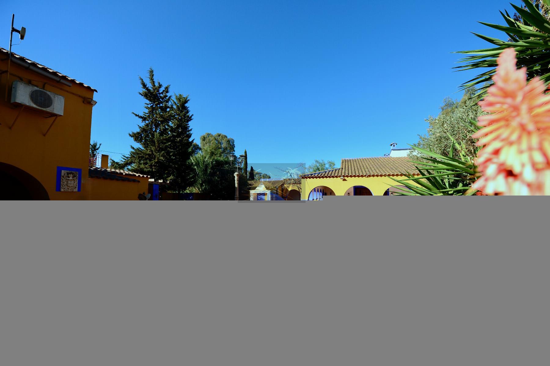 For sale of masia in Lorca