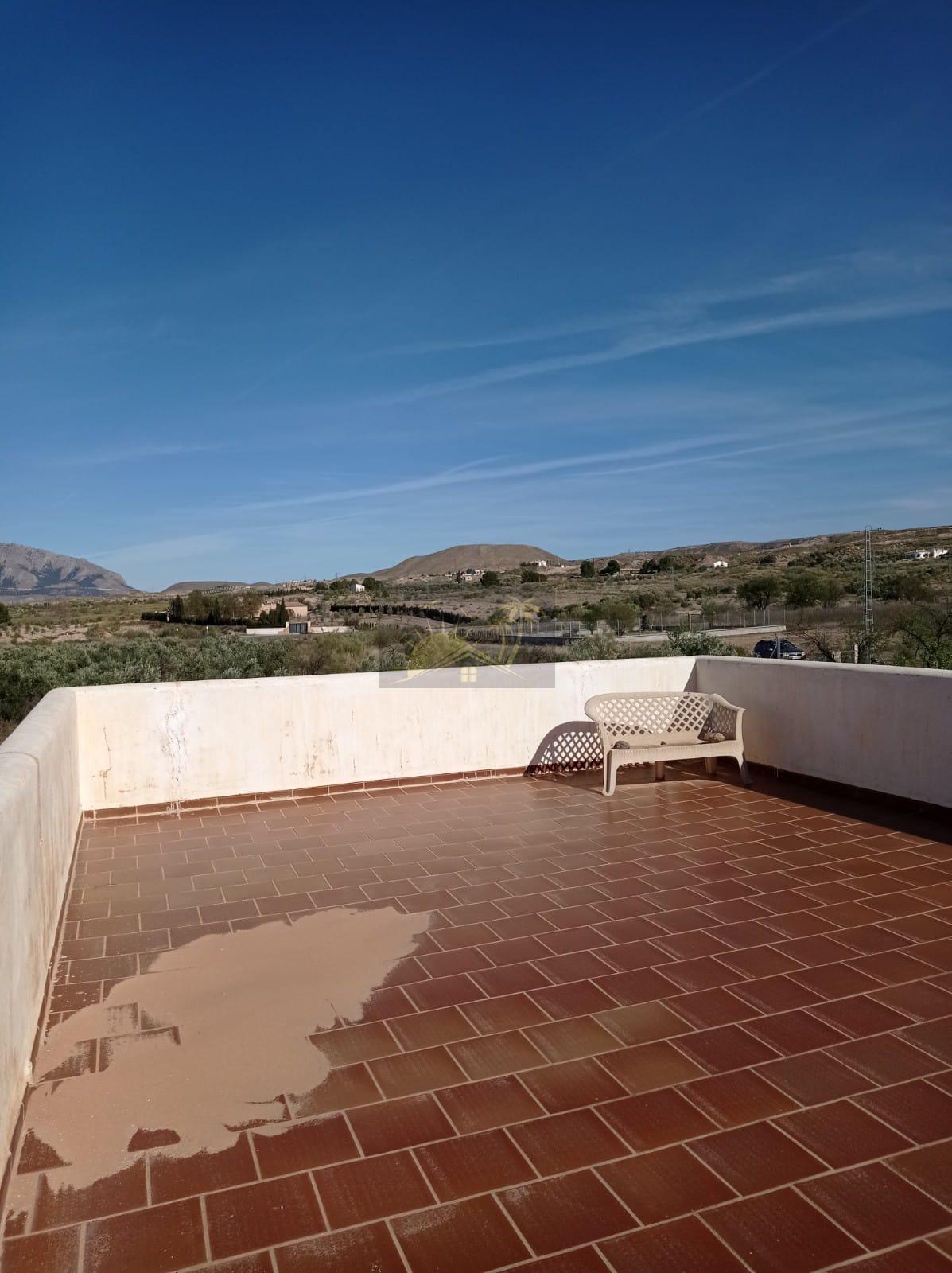 For sale of bungalow in Freila