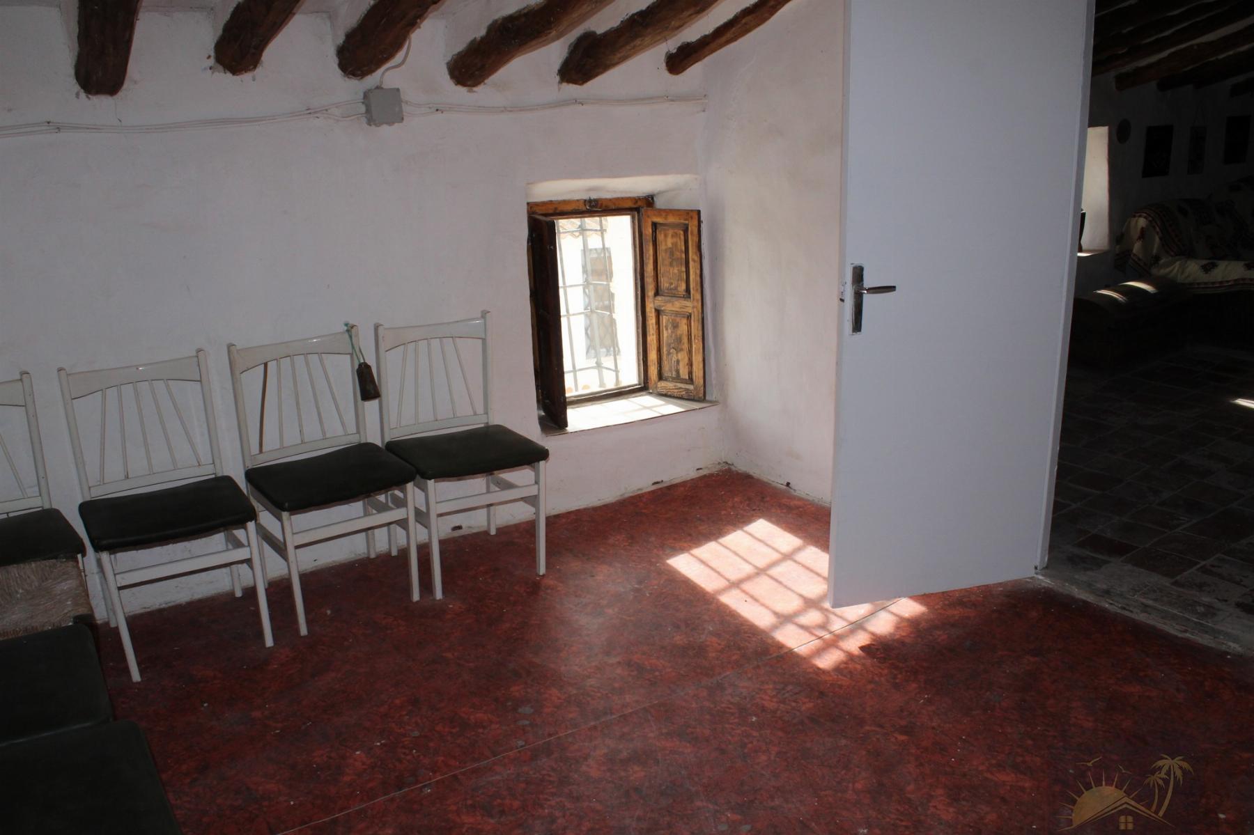 For sale of villa in Cúllar