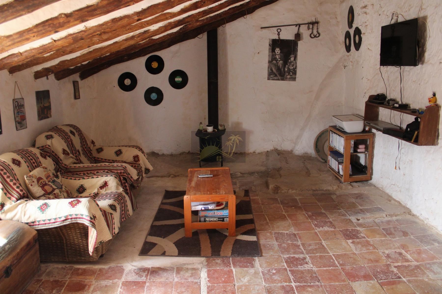 For sale of villa in Cúllar