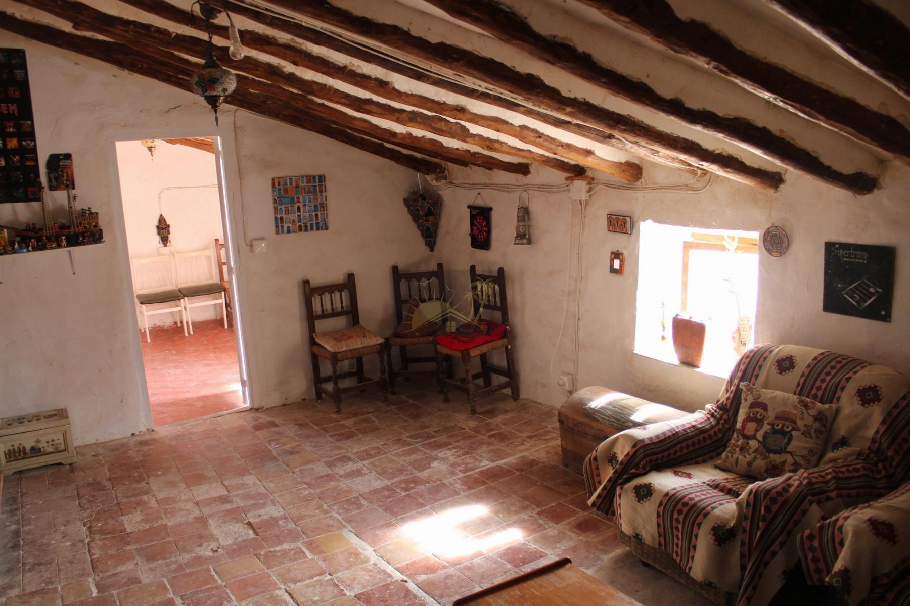 For sale of villa in Cúllar
