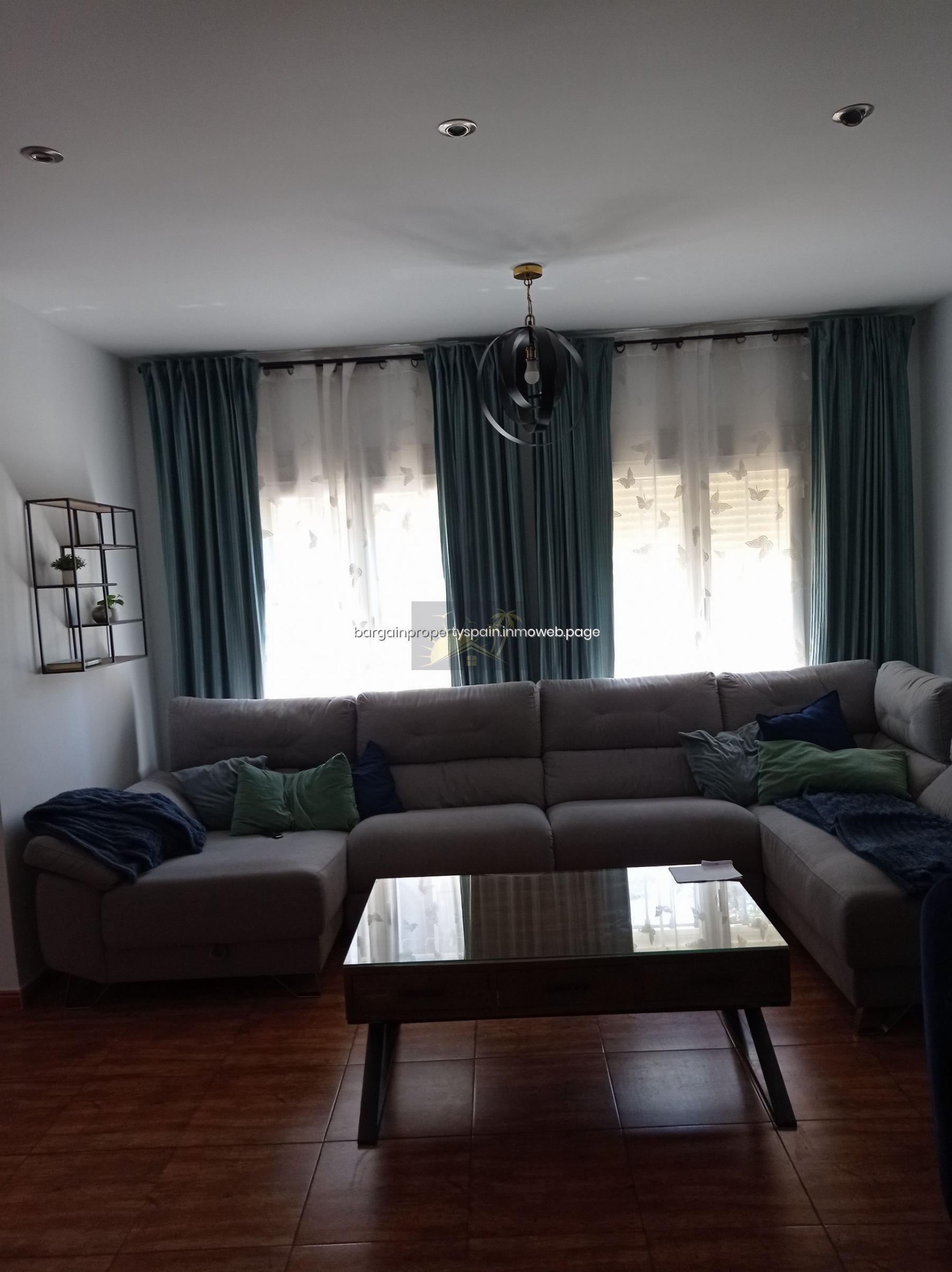 For sale of house in Zújar