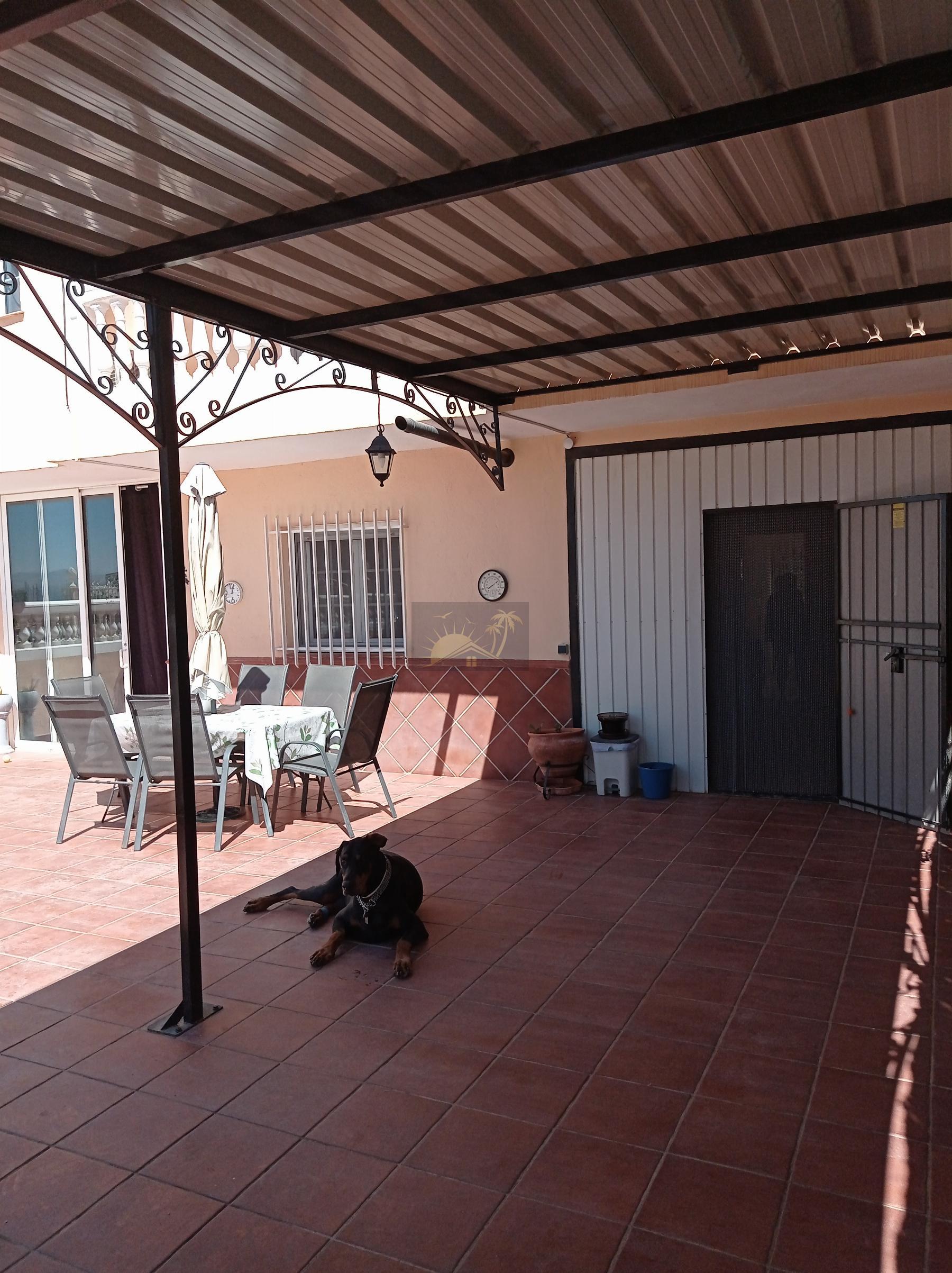 For sale of house in Cuevas del Campo